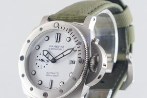 Panerai Submersible QuarantaQuattro Bianco PAM01226
